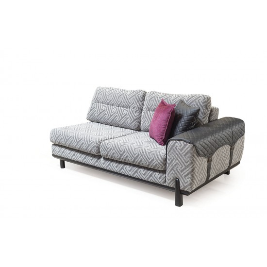 STRONG KOLTUK TAKIMI