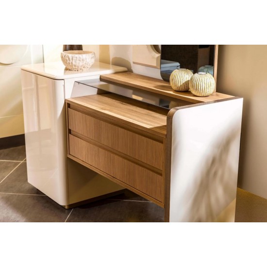 LUTRA YATAK ODASI TAKIMI